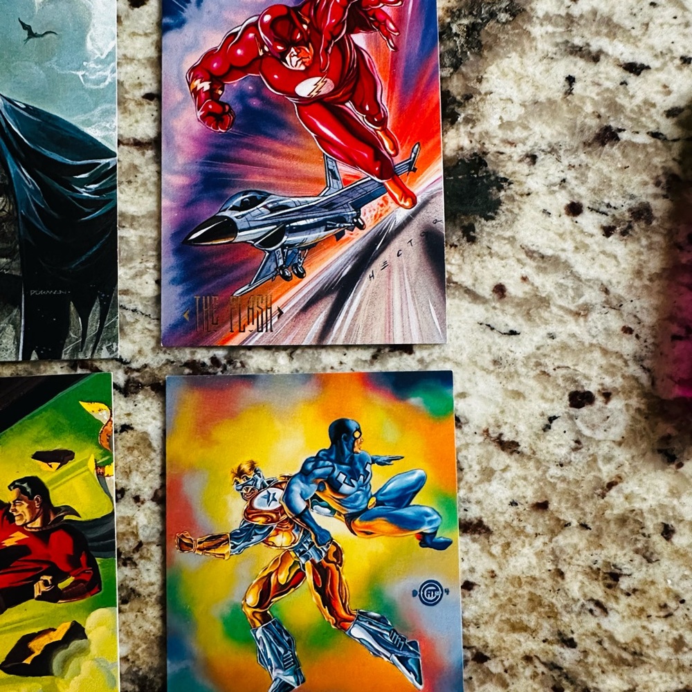 DC Comics Skybox 1994 Trading Card Collection (52) - Picture 12 of 16